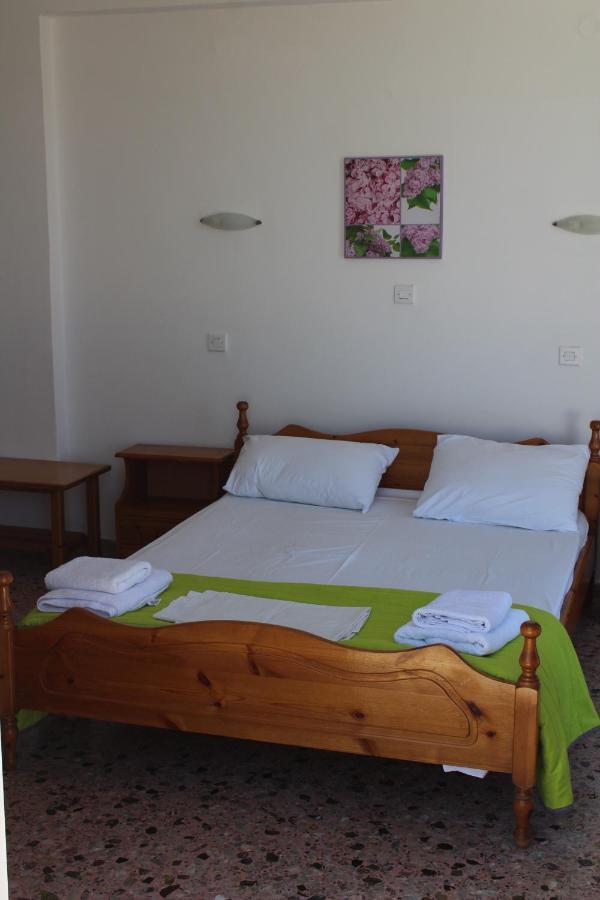 Santa Irini Hotel Perissa  Luaran gambar