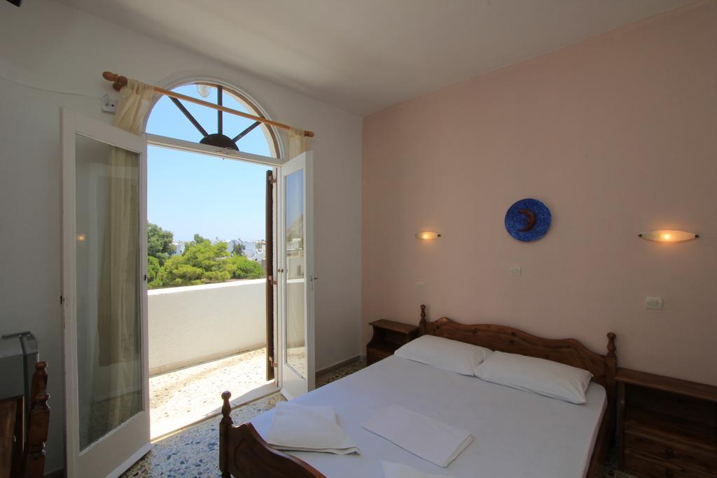 Santa Irini Hotel Perissa  Luaran gambar